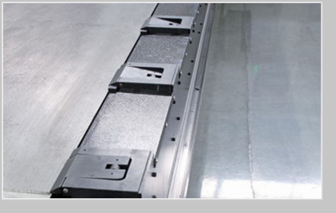 Cấu hình tiêu chuẩn máy bào rãnh chữ V CNC kiểu gang dòng WR series