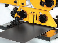 Trạm cắt kim loại tấm phẳng