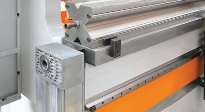 Phụ kiện tiêu chuẩn của máy chấn tôn thủy lực Ermaksan dòng SB PRO series