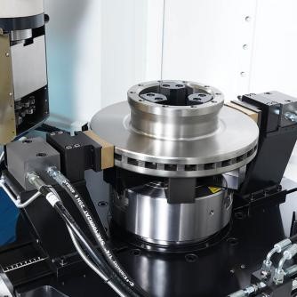 Máy cân bằng động kiểu đứng tự động trang bị máy phay